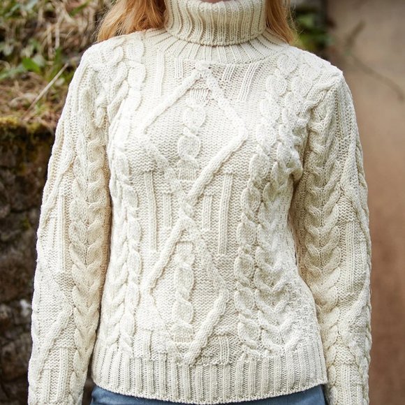 2950~ID Turtleneck Aran Virgin Wool Pullover main image 1